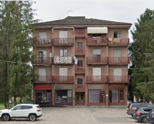 negozio in vendita a Villafranca d'Asti in zona Case Bruciate
