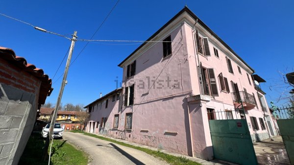 casa indipendente in vendita a Villafranca d'Asti in zona Antoniassi
