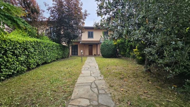 casa indipendente in vendita a Villafranca d'Asti