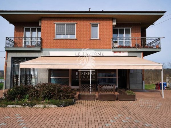 negozio in vendita a Villafranca d'Asti