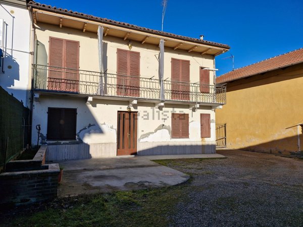 casa indipendente in vendita a Villafranca d'Asti