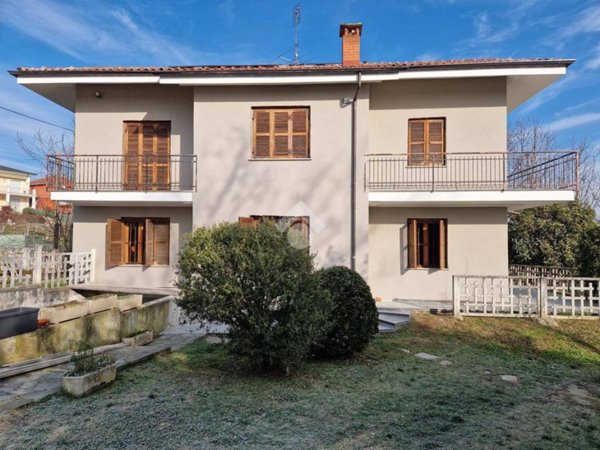 casa indipendente in vendita a Villafranca d'Asti