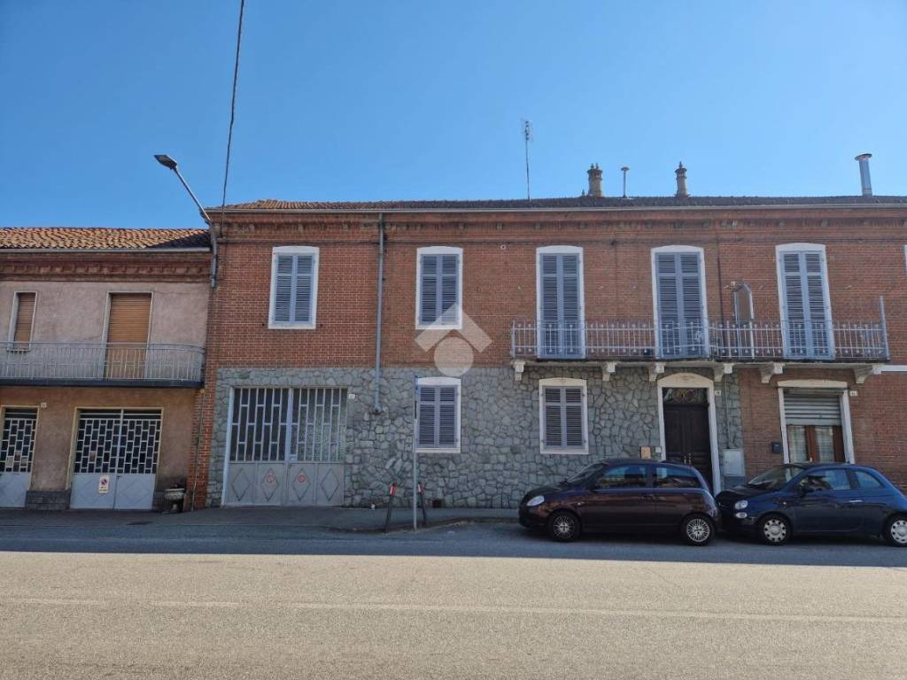 casa indipendente in vendita a Villafranca d'Asti in zona Borgovecchio