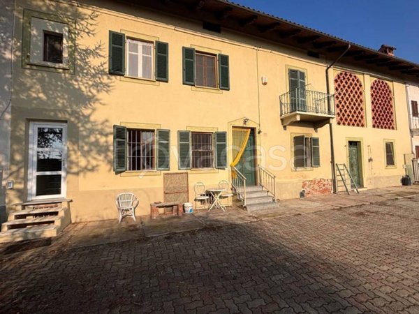casa indipendente in vendita a Villafranca d'Asti