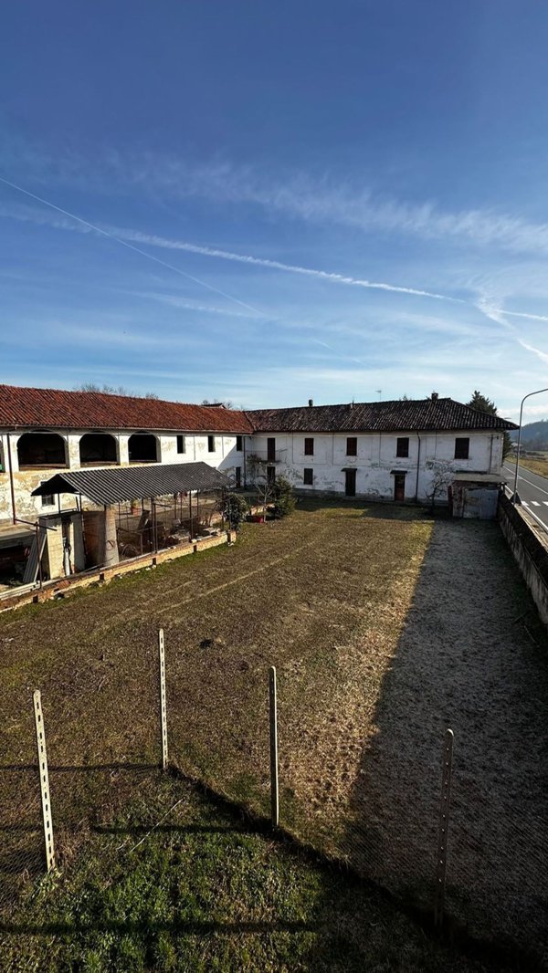 casale in vendita a Villafranca d'Asti