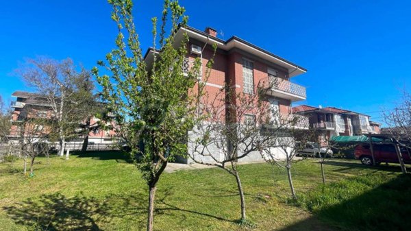 casa indipendente in vendita a Villafranca d'Asti