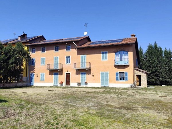 casa indipendente in vendita a Villafranca d'Asti