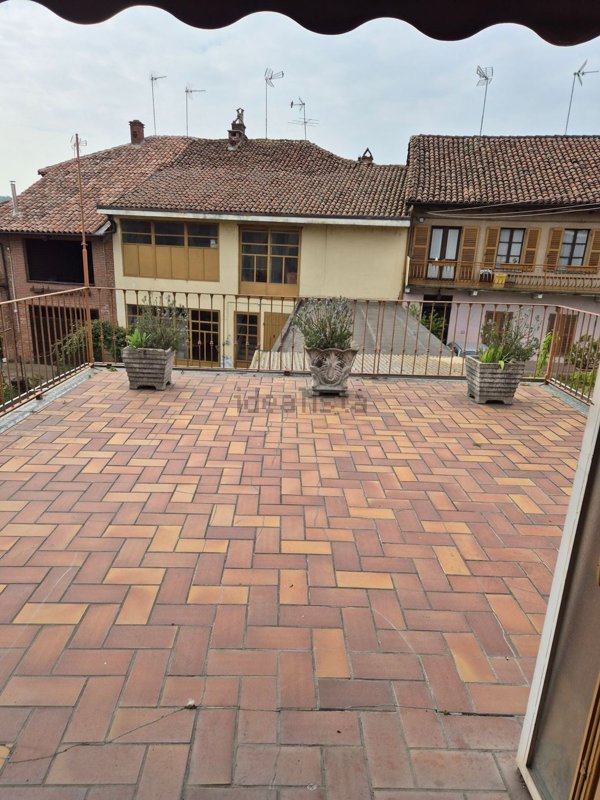 casa indipendente in vendita a Villafranca d'Asti