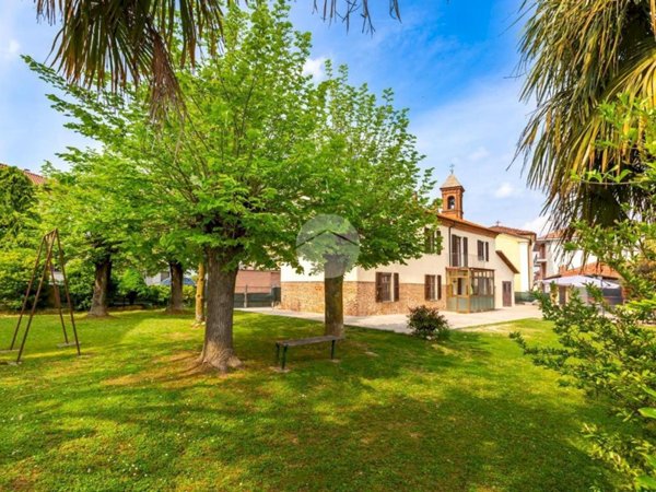 casa indipendente in vendita a Villafranca d'Asti