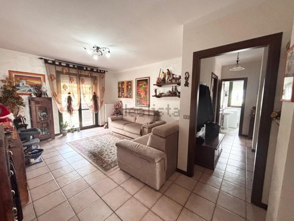 appartamento in vendita a Villafranca d'Asti in zona Borgovecchio