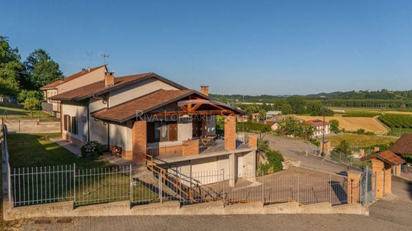 casa indipendente in vendita a Villafranca d'Asti in zona Taverne