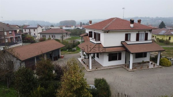 casa indipendente in vendita a Villafranca d'Asti in zona Taverne