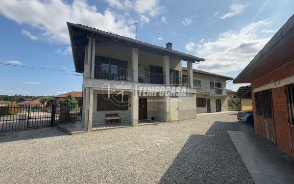 casa indipendente in vendita a Villafranca d'Asti in zona Antoniassi
