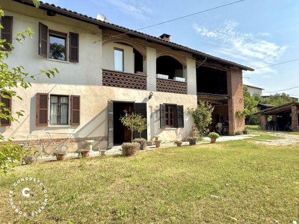 casale in vendita a Villafranca d'Asti in zona Case Bruciate