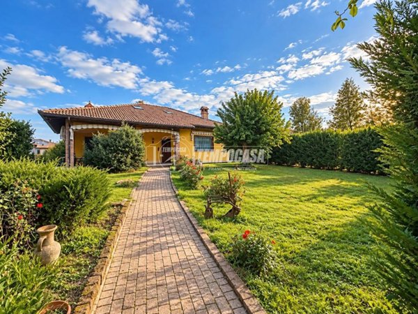 casa indipendente in vendita a Villafranca d'Asti in zona Borgovecchio