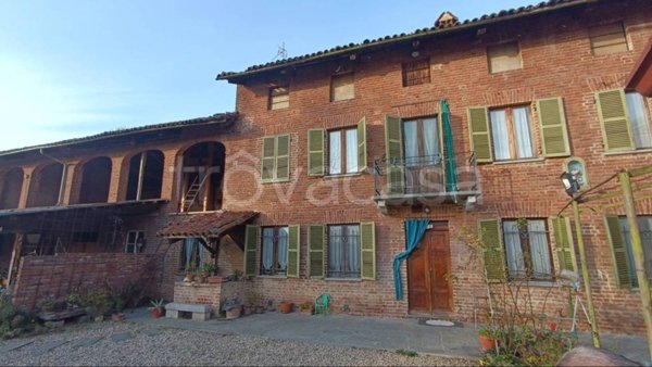 casa indipendente in vendita a Villanova d'Asti