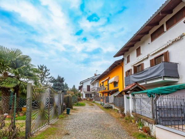 casa indipendente in vendita a Villanova d'Asti in zona Bianchi