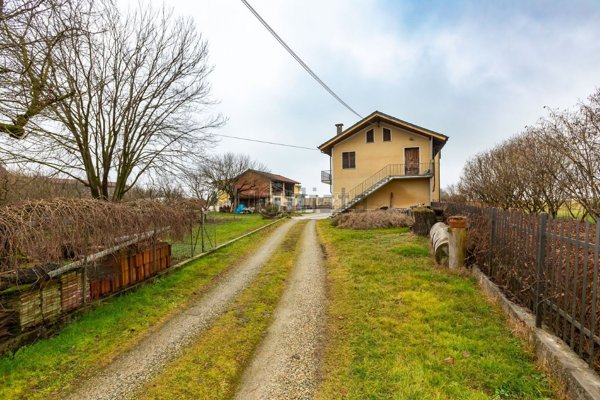appartamento in vendita a Villanova d'Asti in zona Bianchi