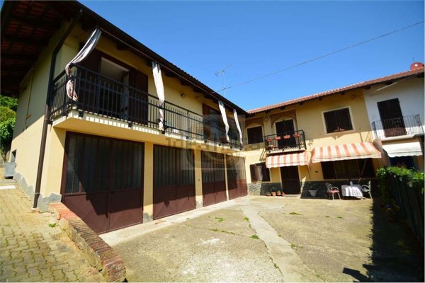 casa indipendente in vendita a Villanova d'Asti