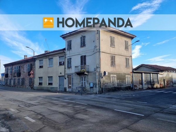 casa indipendente in vendita a Villanova d'Asti in zona Stazione