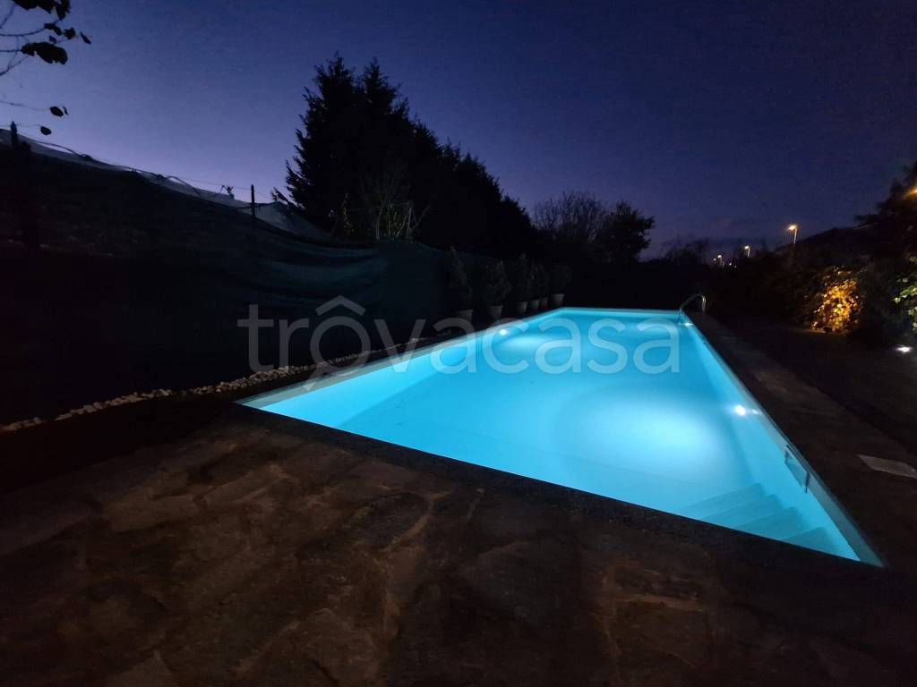 casale in vendita a Villanova d'Asti in zona Savi