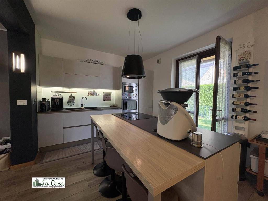 casa indipendente in vendita a Villanova d'Asti