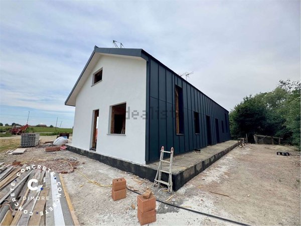 casa indipendente in vendita a Villanova d'Asti