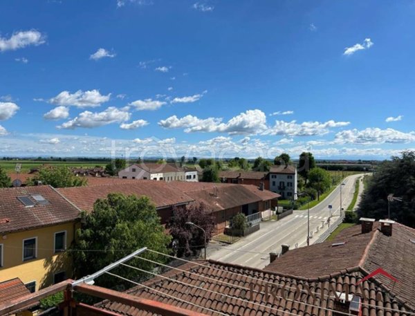 appartamento in vendita a Villanova d'Asti in zona Stazione