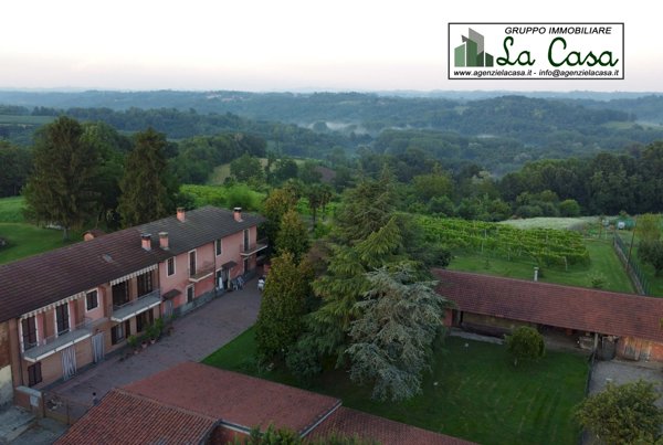 casale in vendita a Villanova d'Asti in zona Savi