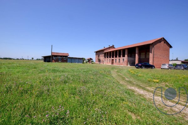 casa indipendente in vendita a Villanova d'Asti in zona Bianchi