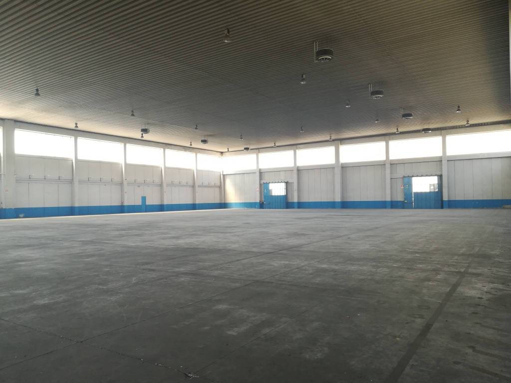 capannone in vendita a Villanova d'Asti