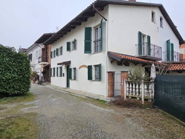 casa indipendente in vendita a Villanova d'Asti in zona Savi