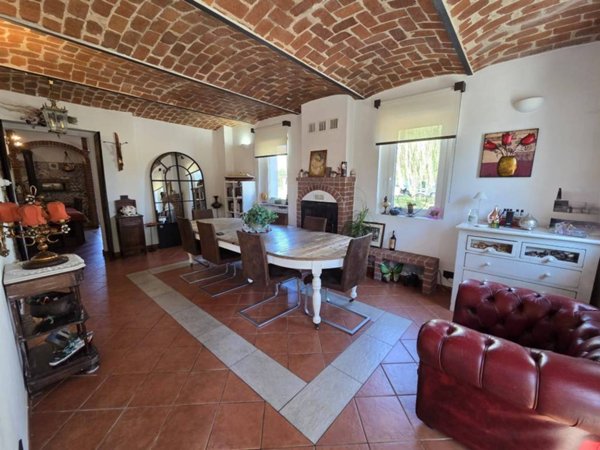casale in vendita a Villanova d'Asti in zona Savi