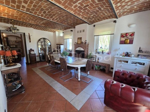 casa indipendente in vendita a Villanova d'Asti in zona Savi