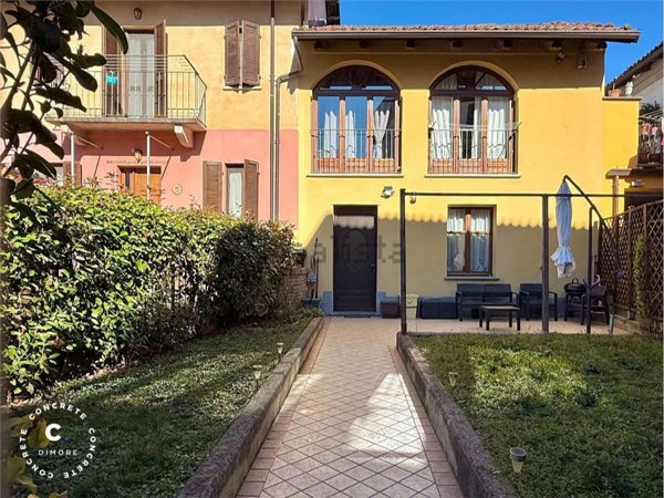 casa indipendente in vendita a Villanova d'Asti