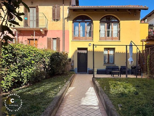 casa indipendente in vendita a Villanova d'Asti