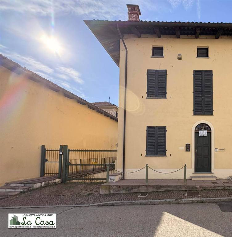 casa indipendente in vendita a Villanova d'Asti