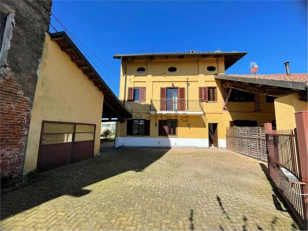 casa indipendente in vendita a Villanova d'Asti in zona Valdichiesa