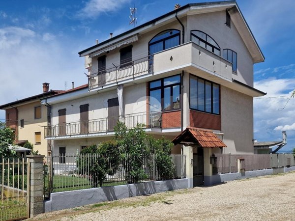 casa indipendente in vendita a Villanova d'Asti