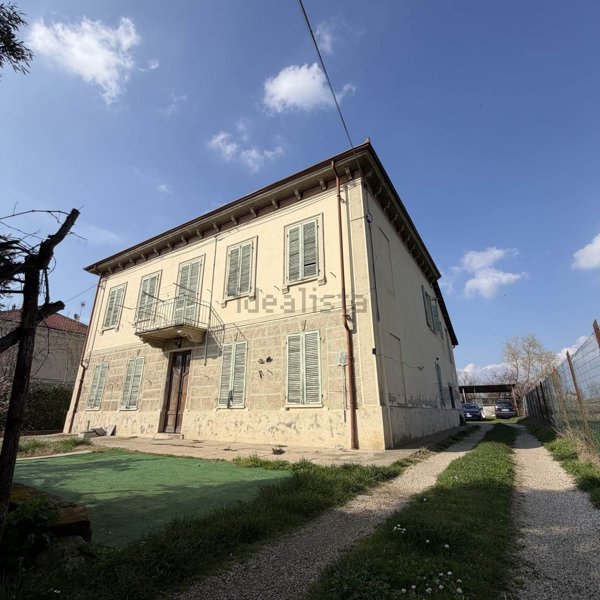 casa indipendente in vendita a Villanova d'Asti