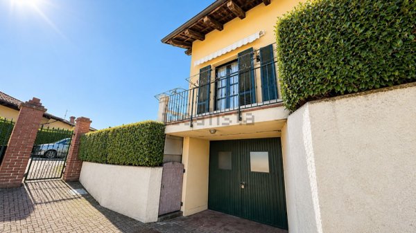 casa indipendente in vendita a Villanova d'Asti