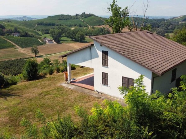 casa indipendente in vendita a Vinchio
