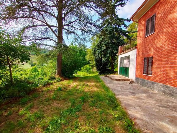 casa indipendente in vendita a Vinchio