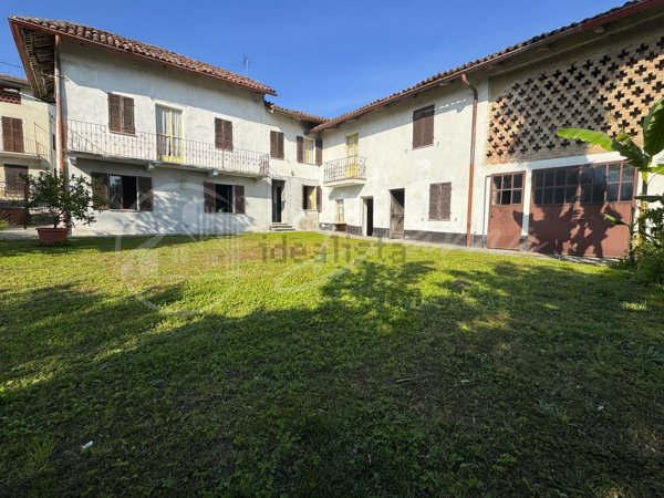 casa indipendente in vendita a Vinchio