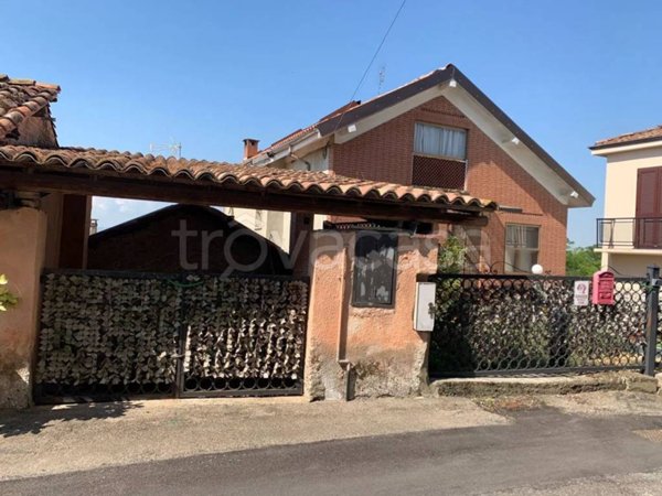 casa indipendente in vendita a Vinchio