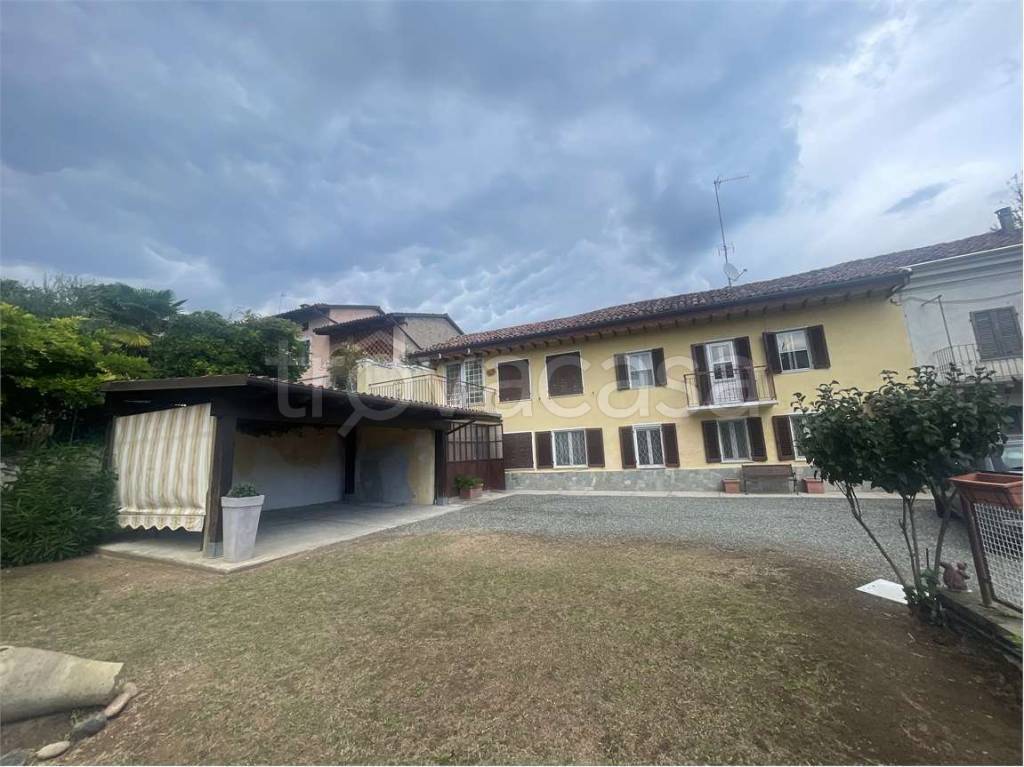 casa indipendente in vendita a Vinchio