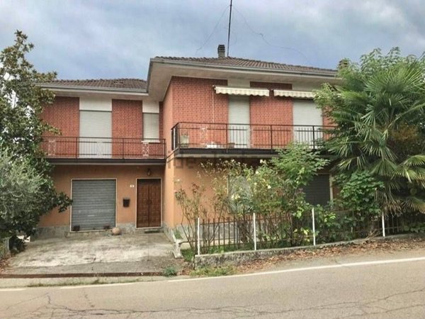 casa indipendente in vendita a Vinchio in zona Noche