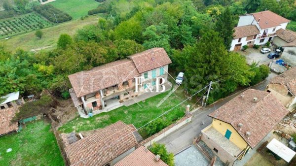 casa indipendente in vendita a Vinchio