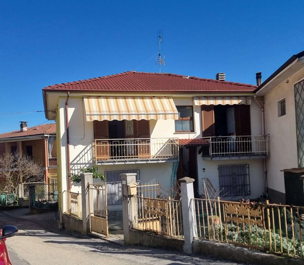 casa indipendente in vendita a Vinchio