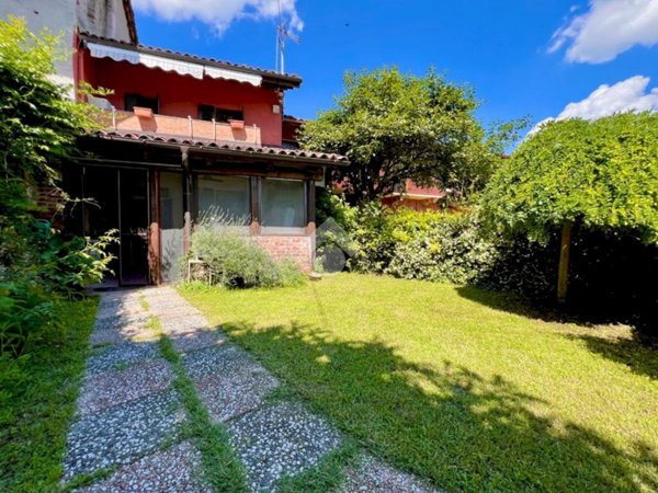 casa semindipendente in vendita a Montiglio Monferrato
